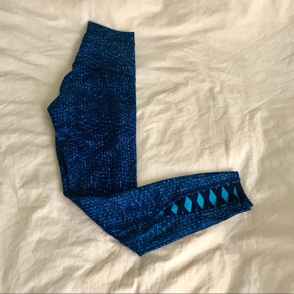 Blue Lululemon  compression ankle leggings